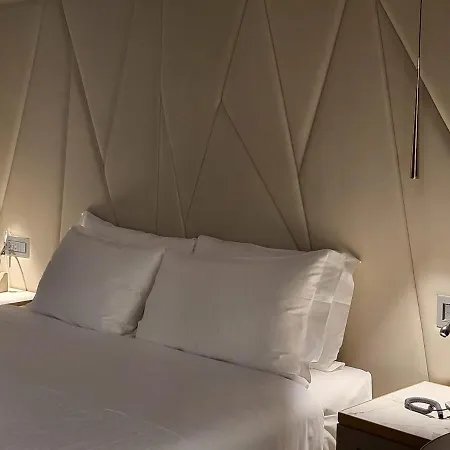Otel Harry's Bar Trevi & Restaurant 5*