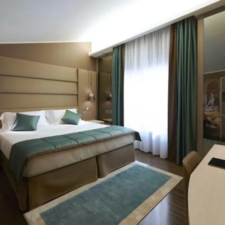 Hotel Harry's Bar Trevi & Restaurant Rome