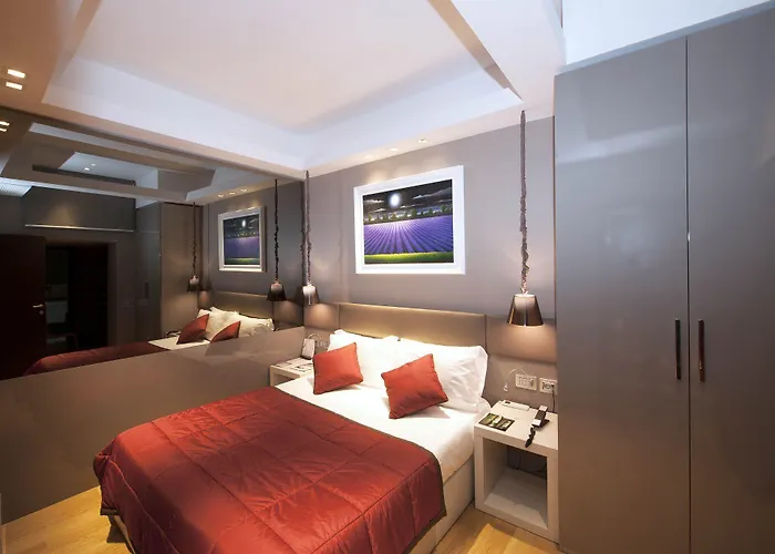 ホテル ハリーズ バー トレビ ホテル＆レストラン ローマ