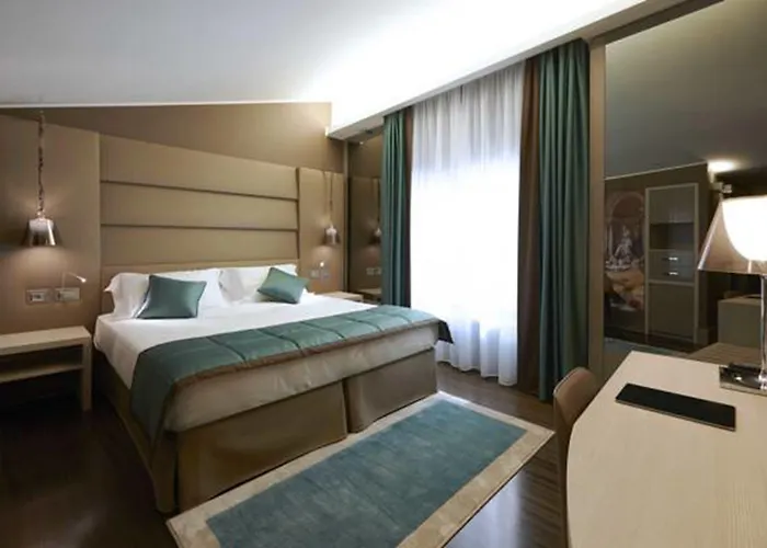 ホテル ハリーズ バー トレビ ホテル＆レストラン ローマ