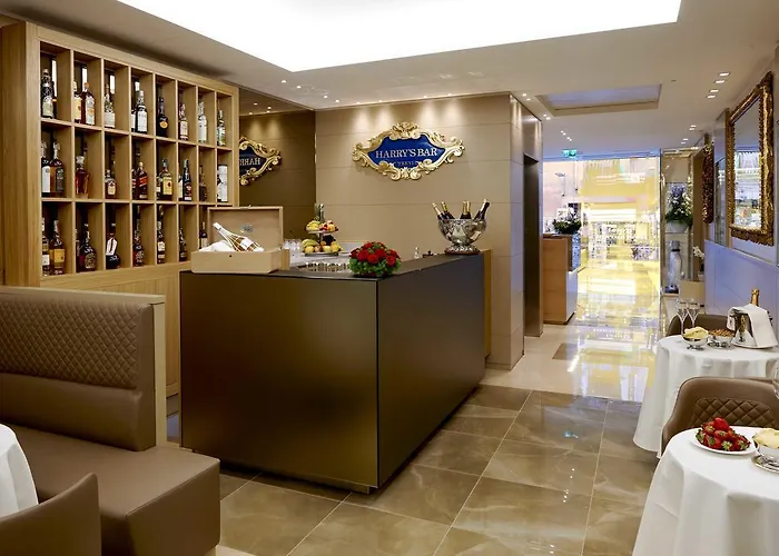 ハリーズ バー トレビ ホテル＆レストラン ホテル ローマ