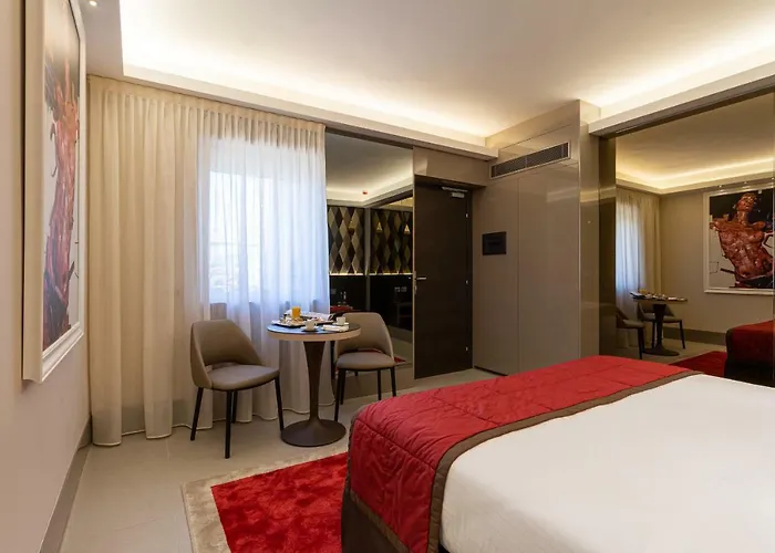 ホテル ハリーズ バー トレビ ホテル＆レストラン 5*