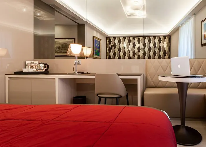 ホテル ハリーズ バー トレビ ホテル＆レストラン ローマ