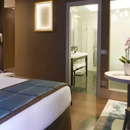 ومطعم هاريز بار تريفي 5*